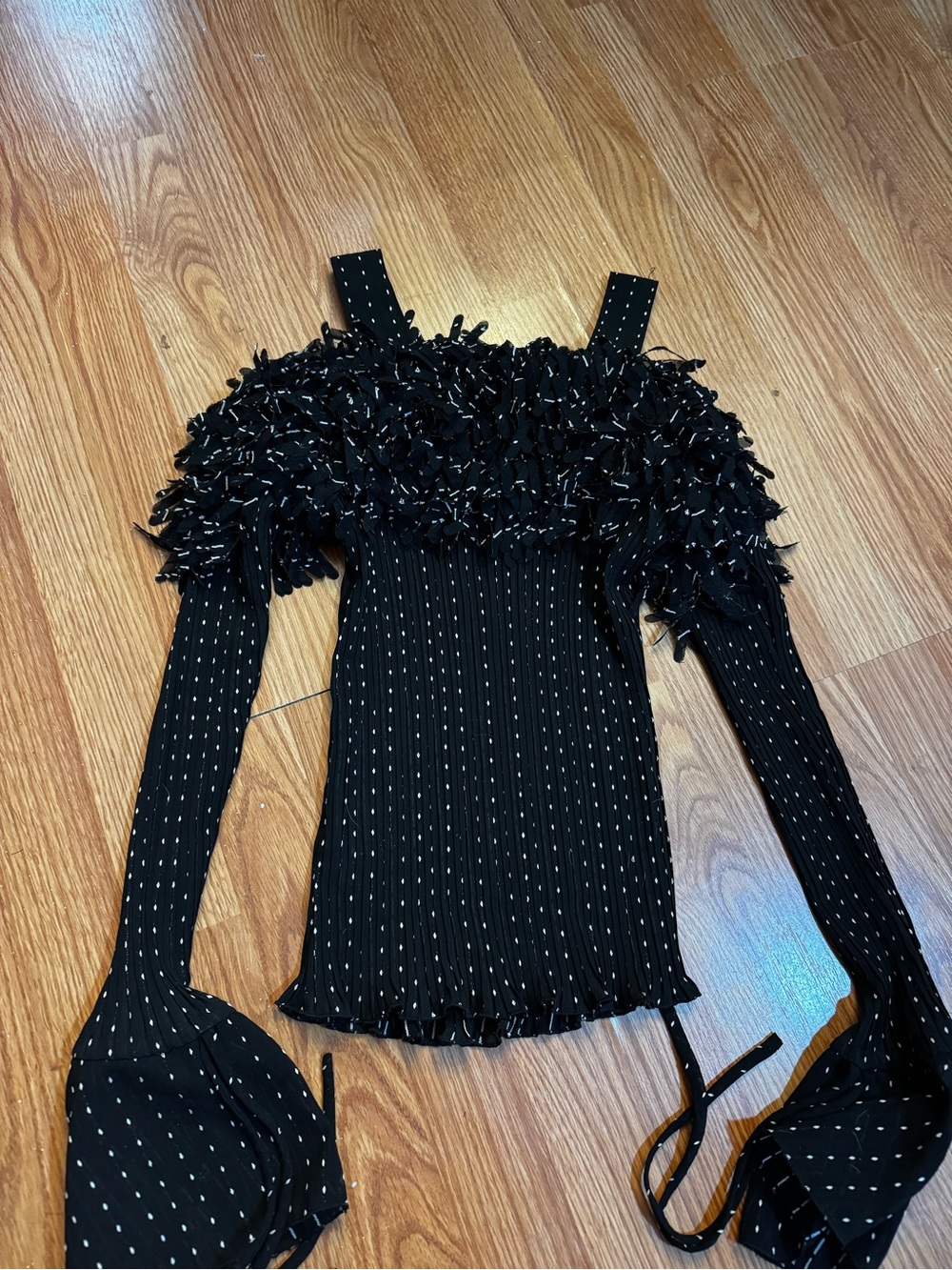 Vintage Ruffle Long sleeve - Picture 8 of 10